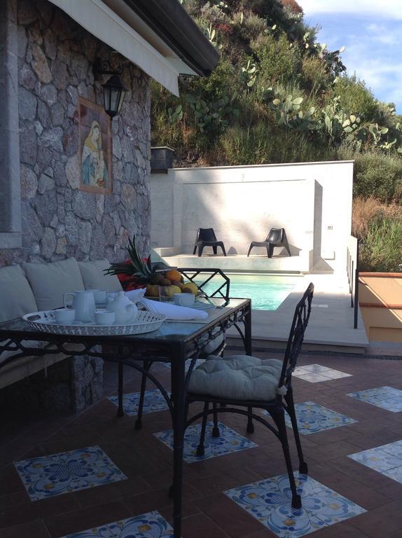 202 Luxury Pool Isola Bella Villa Taormina Room photo